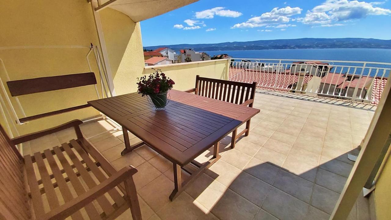 Apartments Marko Nemira Omiš Exterior foto